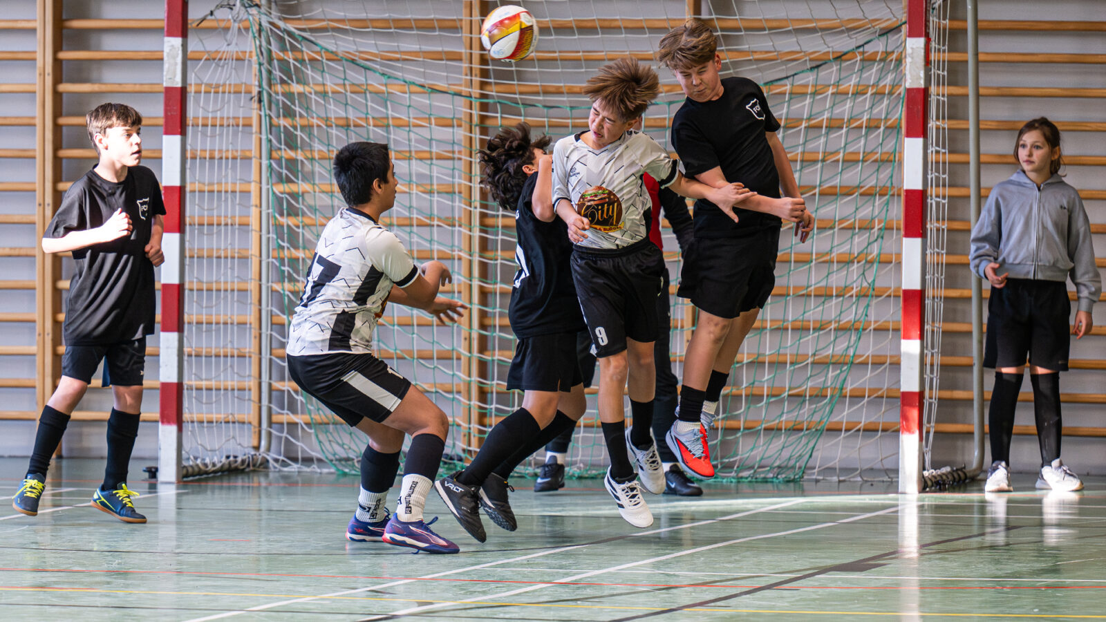 615806099_846995238318794_618998417906018702_n